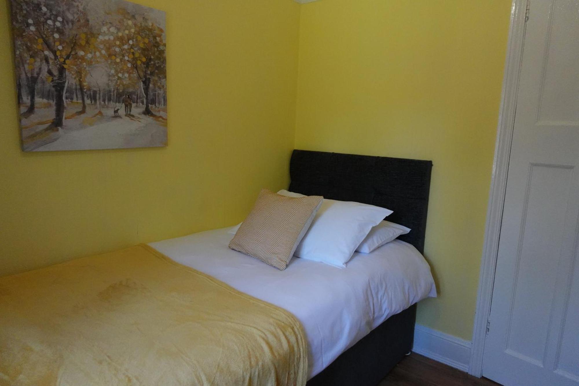 Huge 9 Bed Property Sleeps 17, Near Nec, City Centre, Hs2 Birmingham Eksteriør bilde