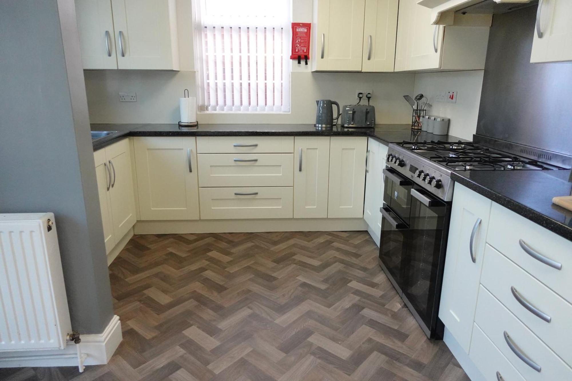 Huge 9 Bed Property Sleeps 17, Near Nec, City Centre, Hs2 Birmingham Eksteriør bilde